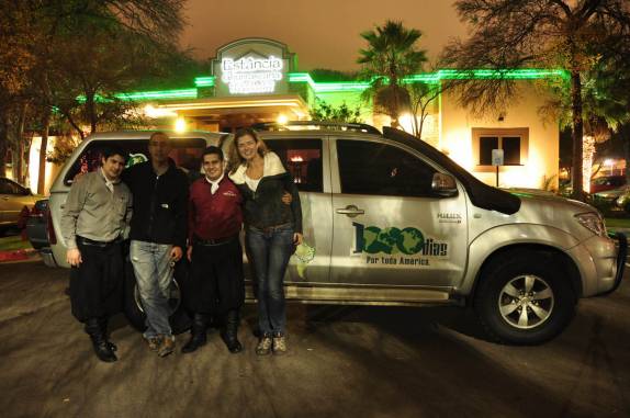 Maravilhoso jantar na churrascaria brasileira Estancia, servidos também por equipe brasileira, em Austin, no Texas. nos Estados Unidos